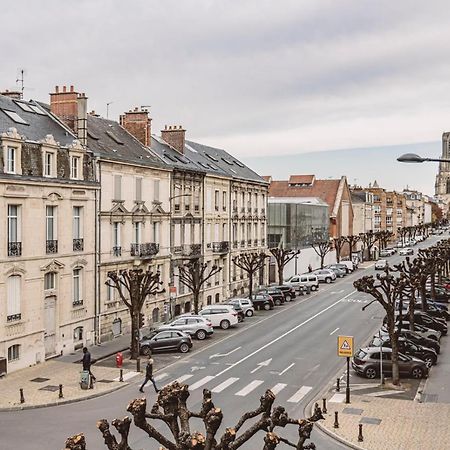 Le Mediterraneen, Face A La Cathedrale - 2D Apartment Reims Bagian luar foto